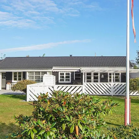 Holiday Li Prázdninový dům Grenå